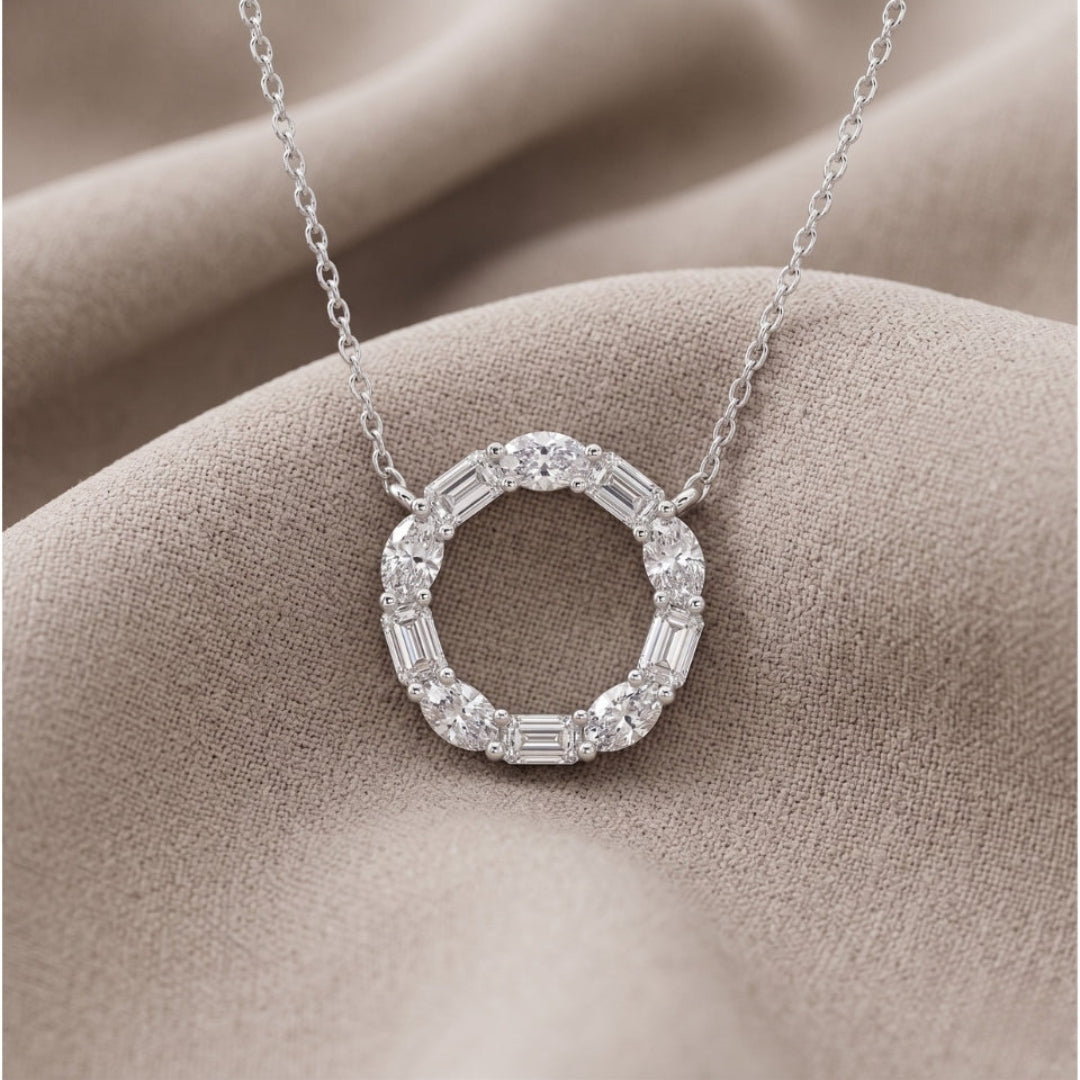 The Infinity Mixed-Cut Circle Pendant Main image
