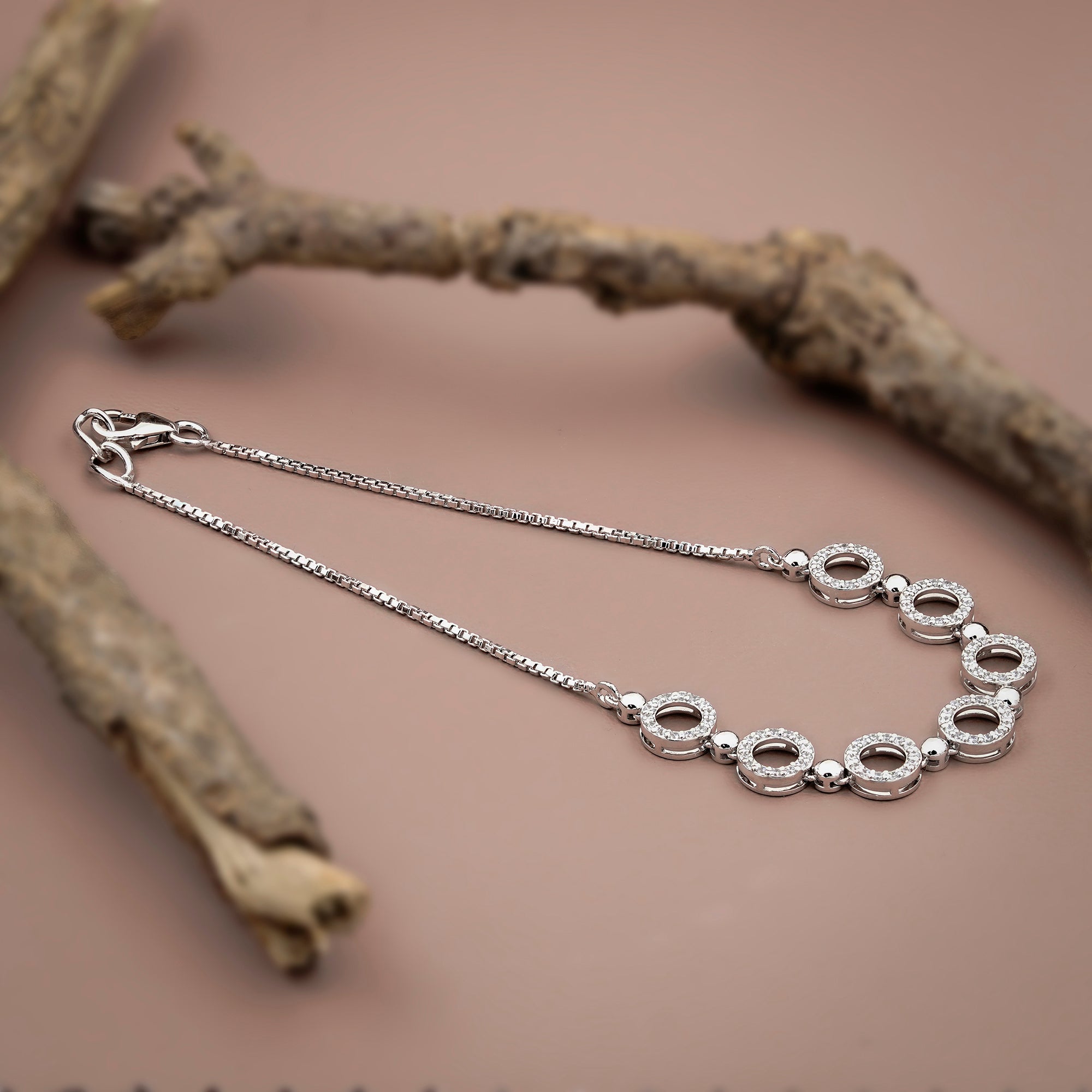 Orbit Circle Diamond Bracelet