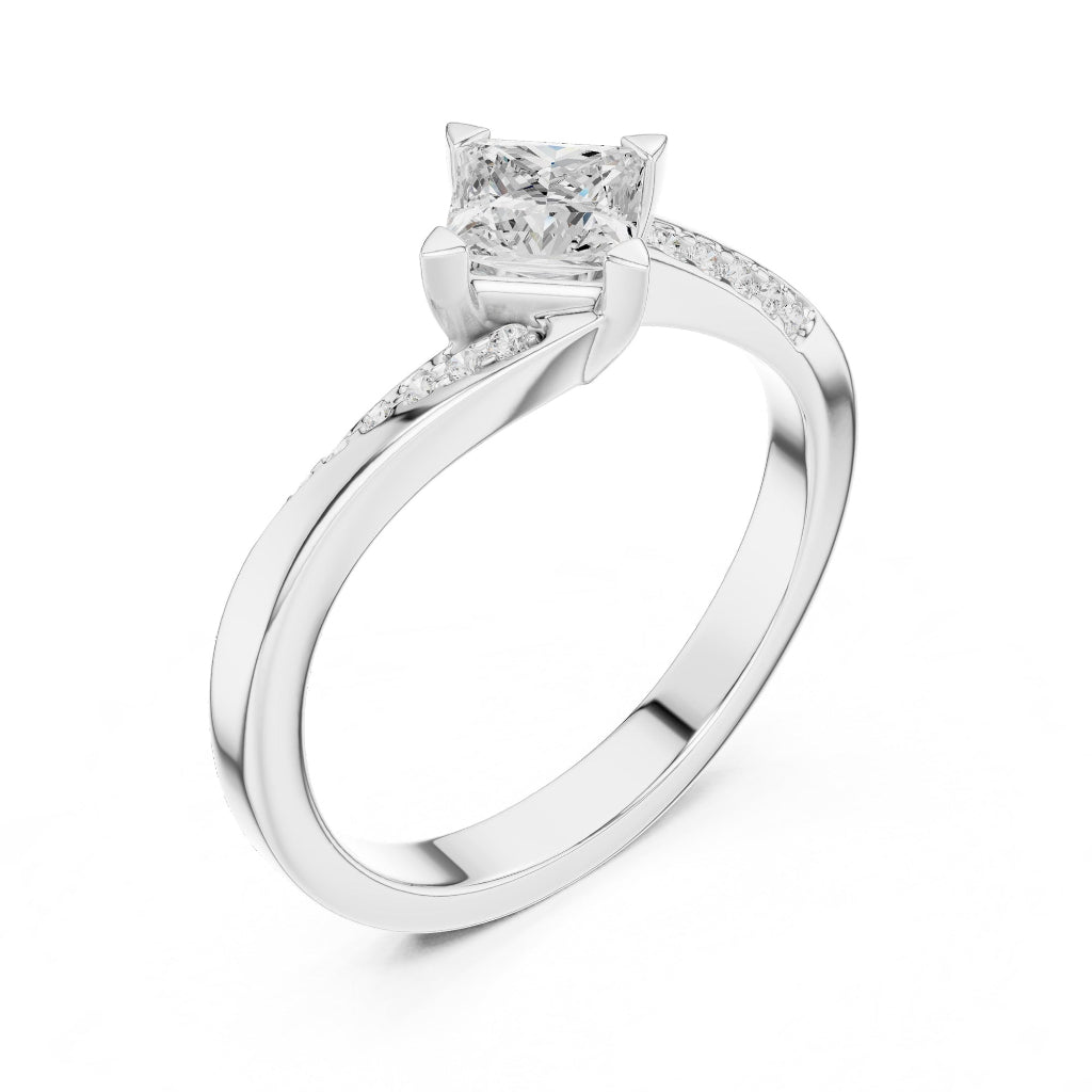 Love Twist Princess Ring