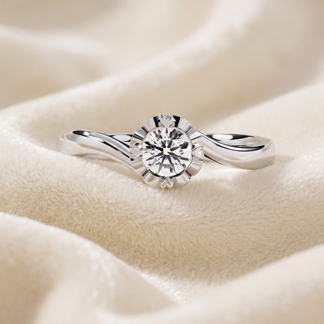 Diva Blossom Diamond Ring Main image