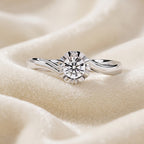 Diva Blossom Diamond Ring