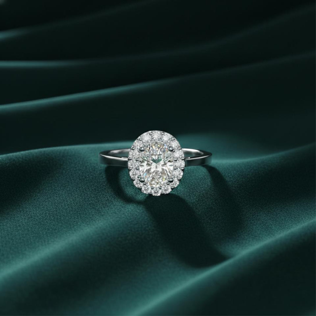 Oval Queen Royal Halo Ring Main image