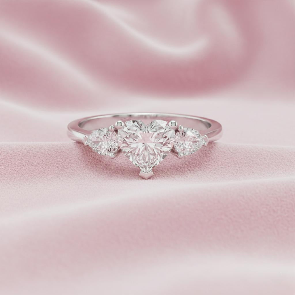 Divina Heart Romance Ring Main image