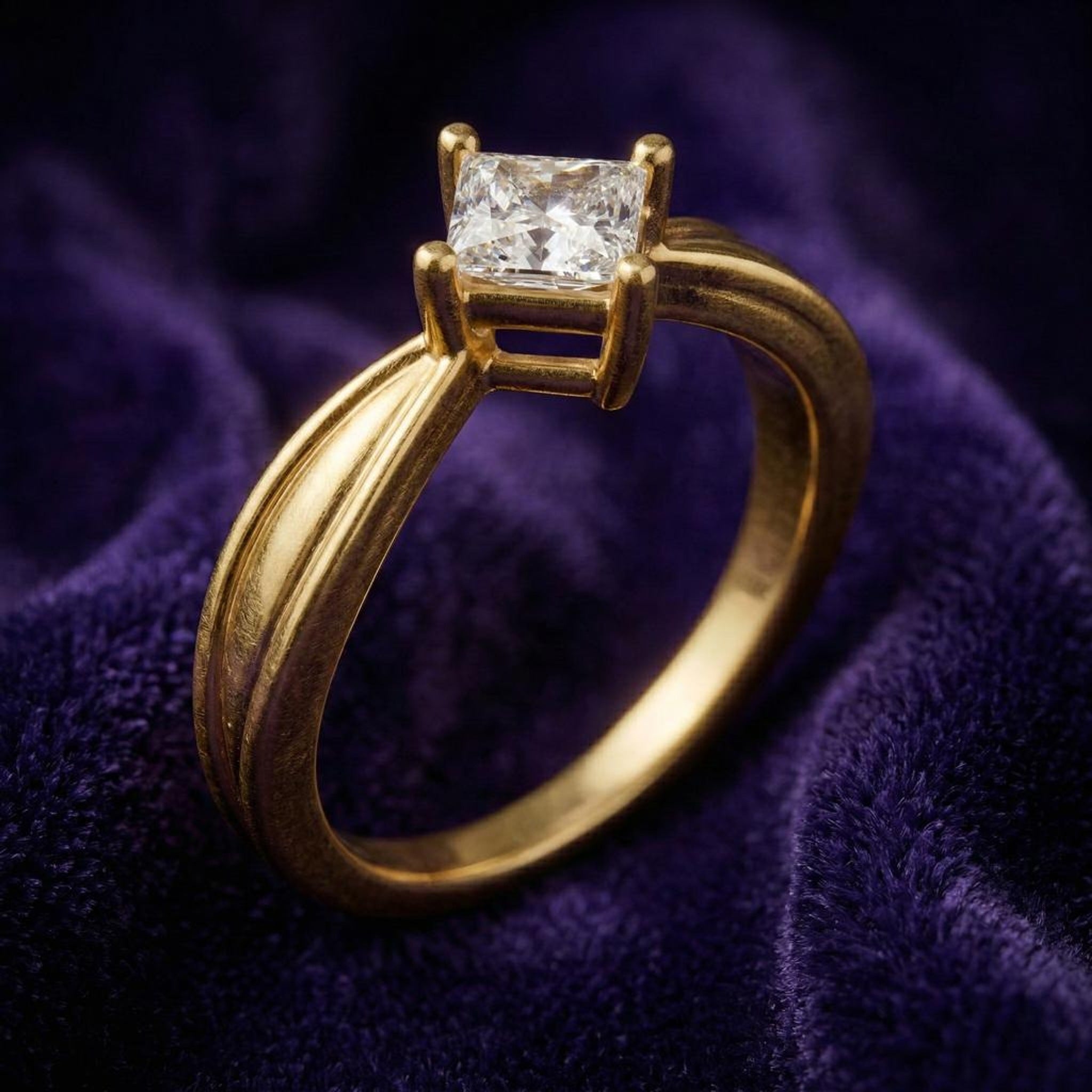 Kiara Curve Princess Diamond Ring