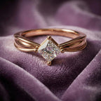 Kiara Curve Princess Diamond Ring