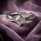 Kiara Curve Princess Diamond Ring