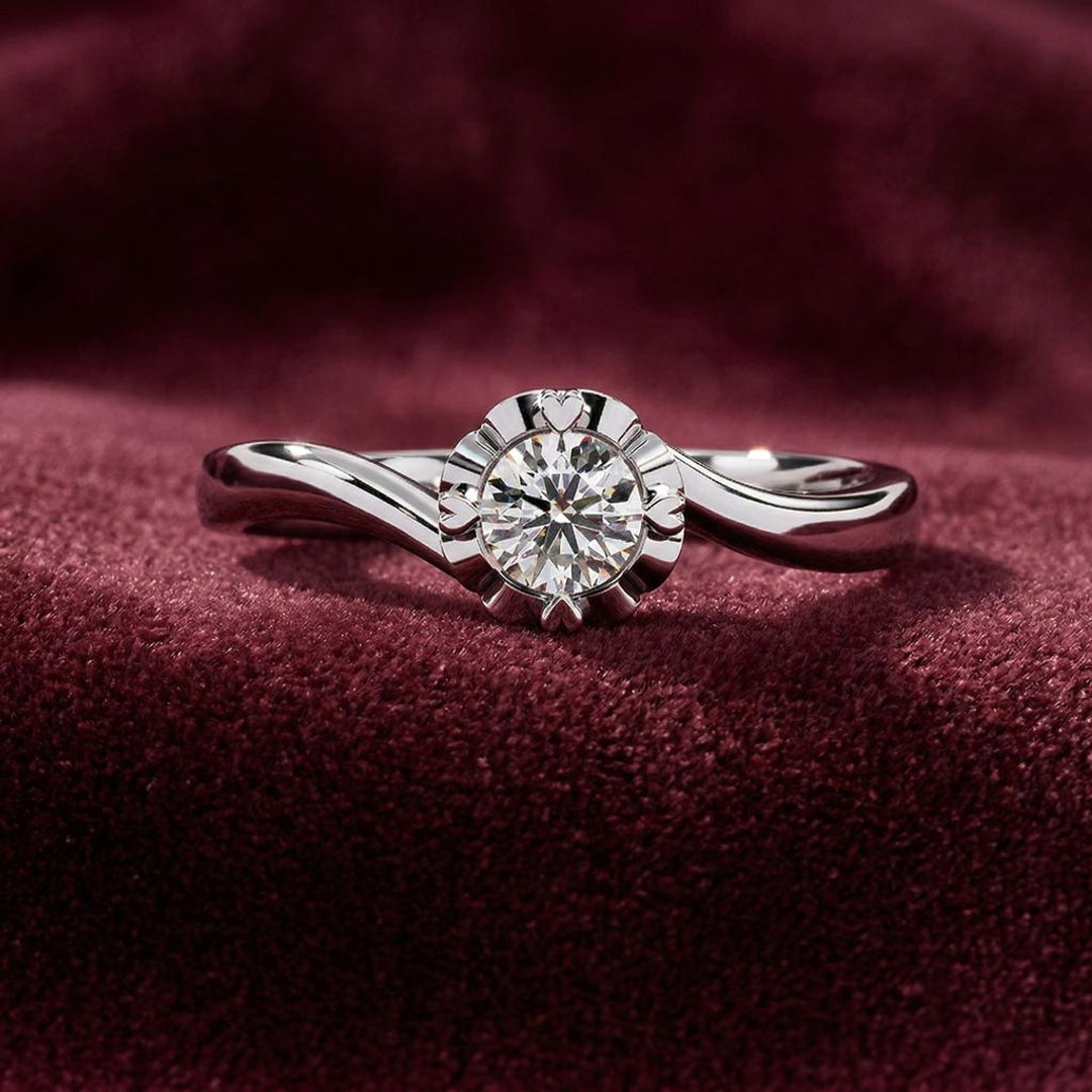 Diva Blossom Diamond Ring