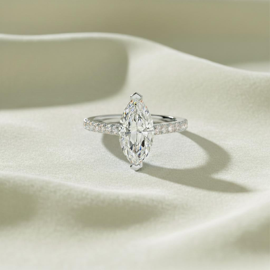 Solitaire Marques Sparkle Ring Main image