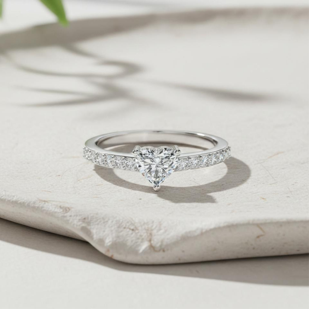 Promise of Love Heart Ring Main image