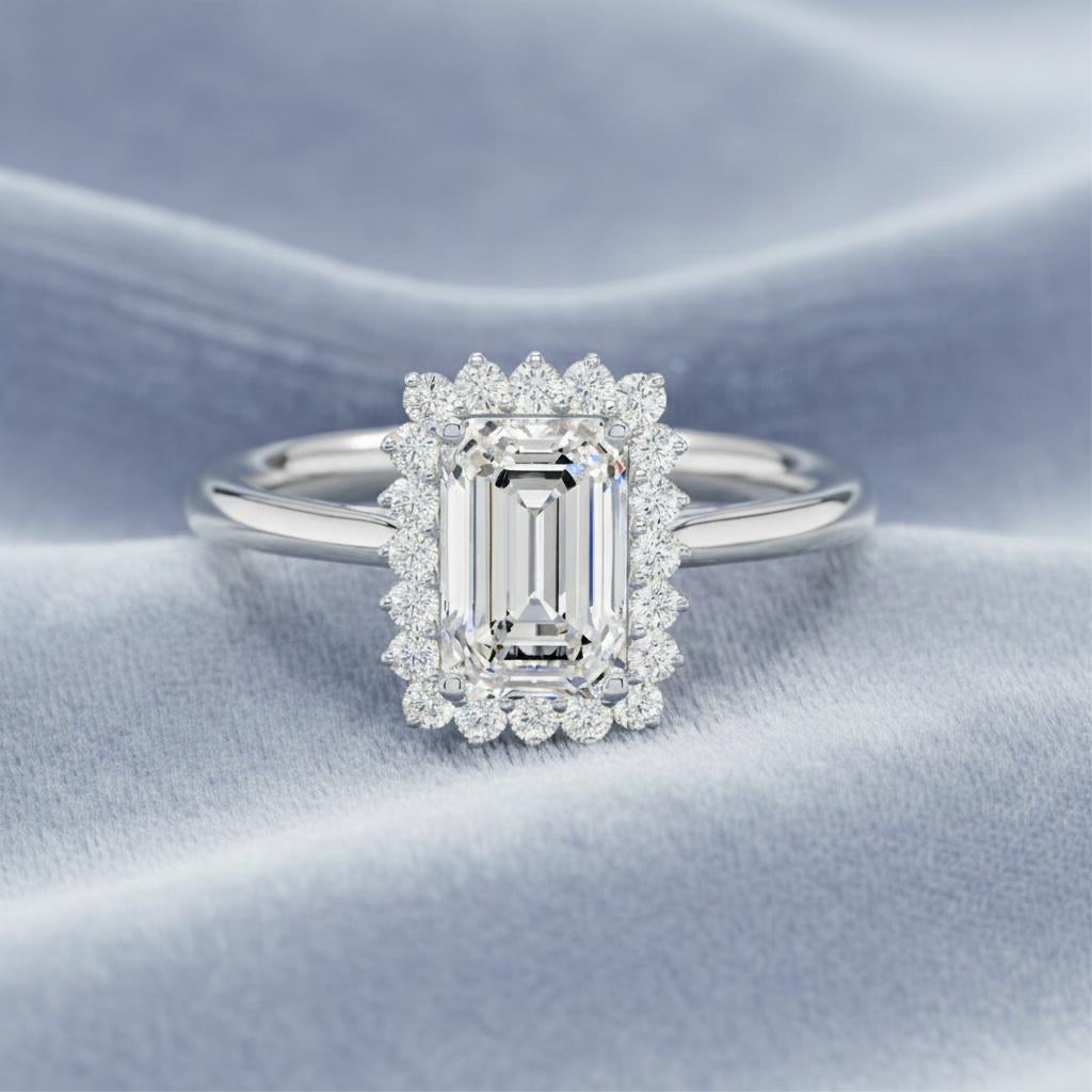 Aurelia Emerald Halo Main image