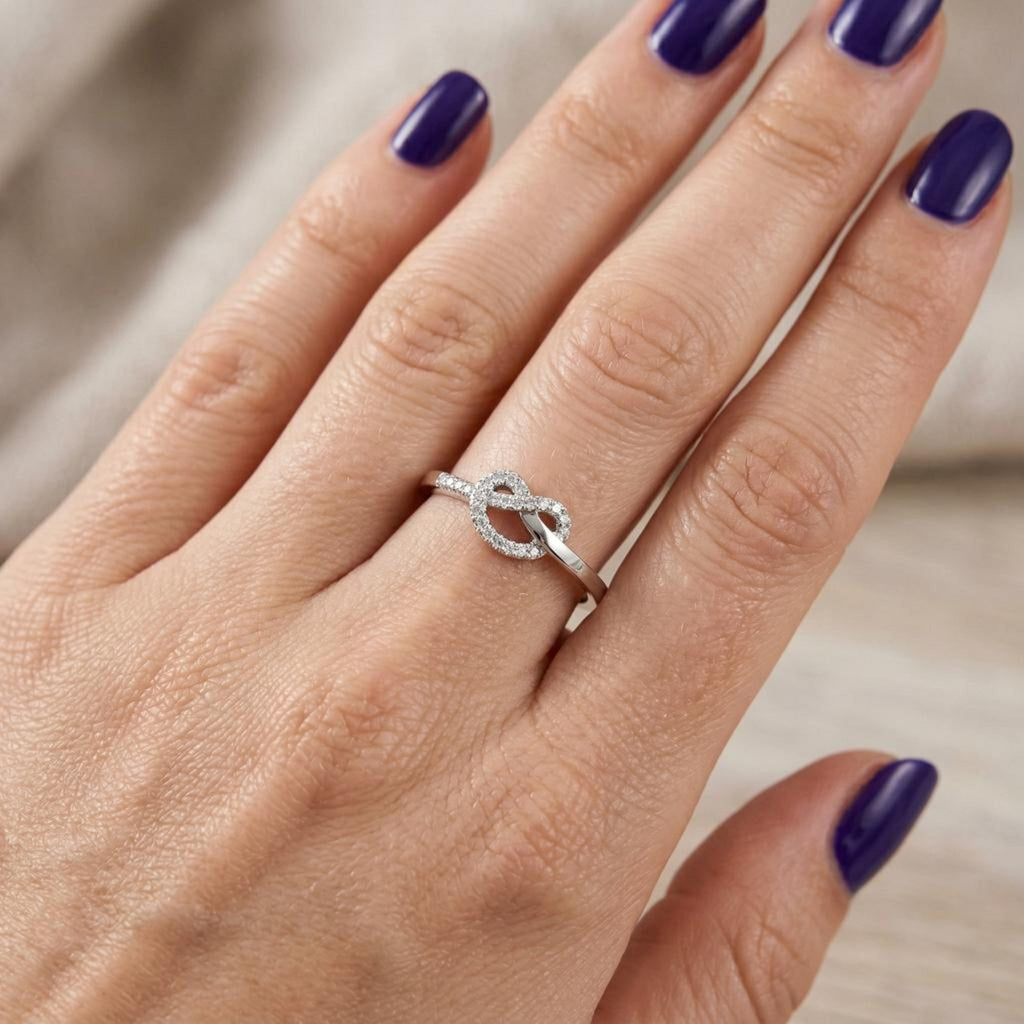 Forever Luxe Love Band Ring