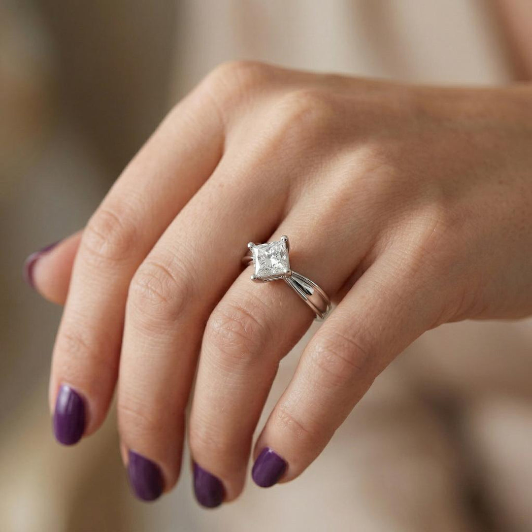 Kiara Curve Princess Diamond Ring Secondary image