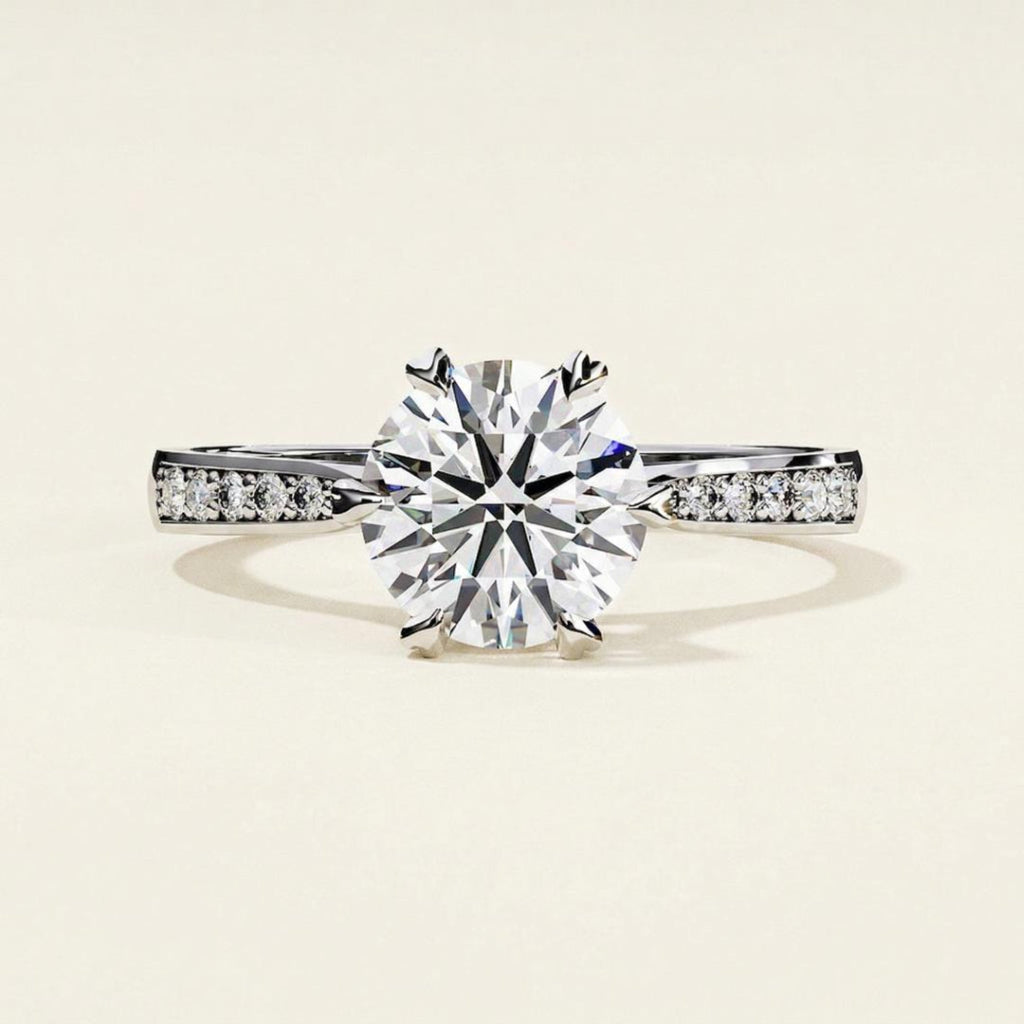 The Heart-Prong Pave Solitaire
