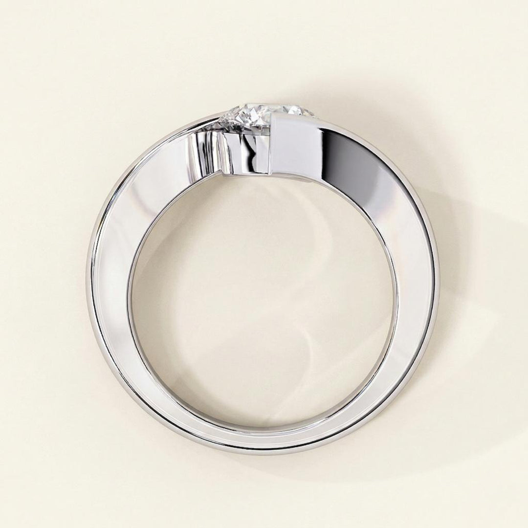 Flora Twist Diamond Ring