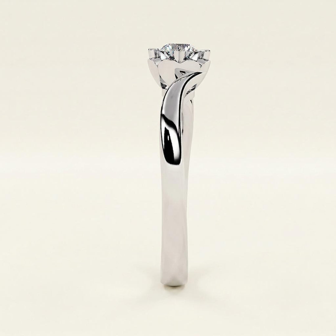 Diva Blossom Diamond Ring