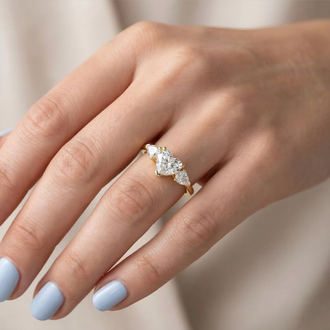 Divina Heart Romance Ring