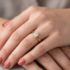 Kia Solitaire Twin Band Ring