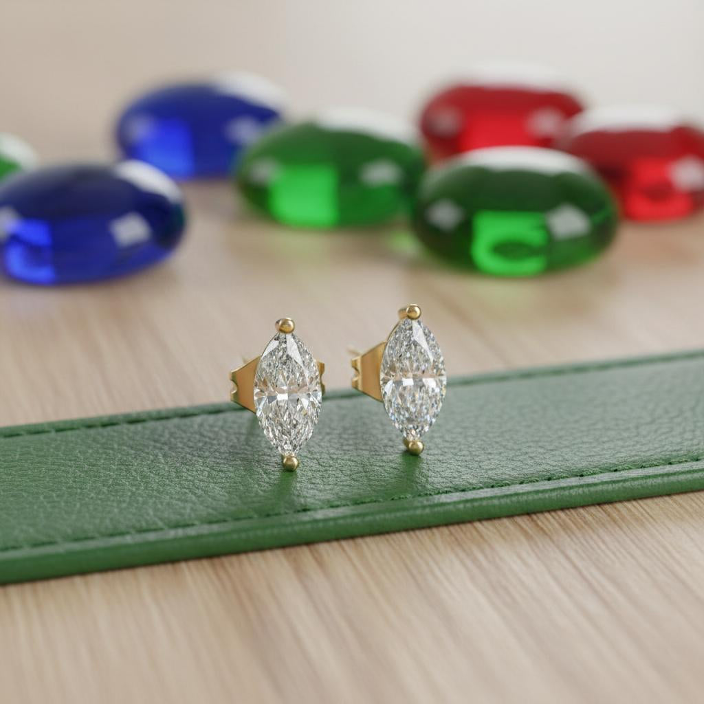 Solitaire Marquise Beauty Studs Main image