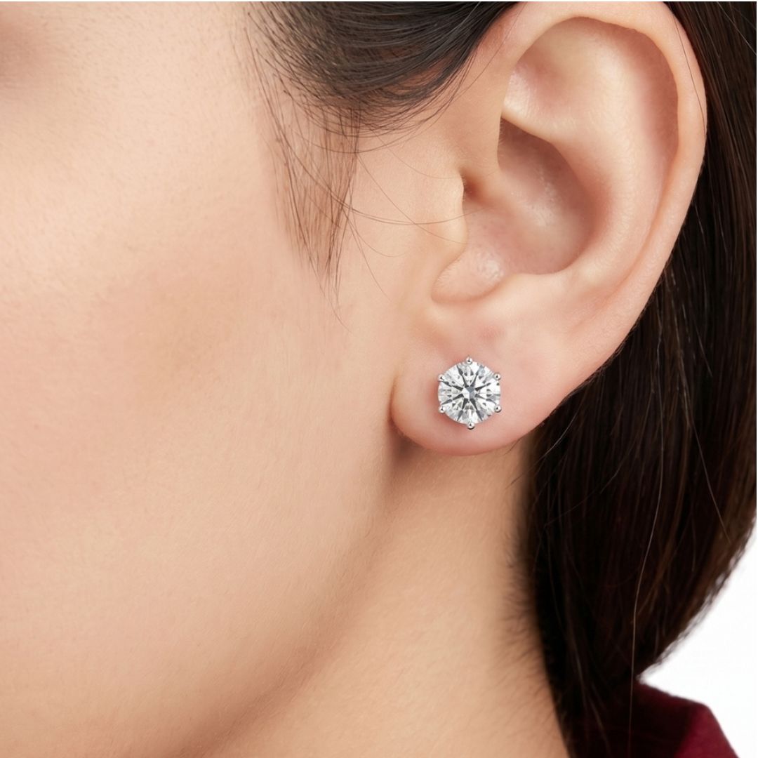 The Grand Mirage Solitaire Studs