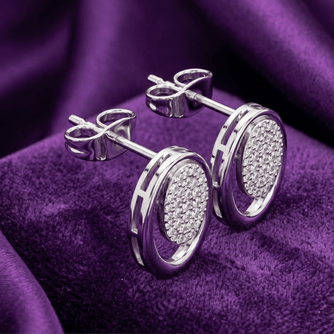 Neeva Oval Halo Earrings
