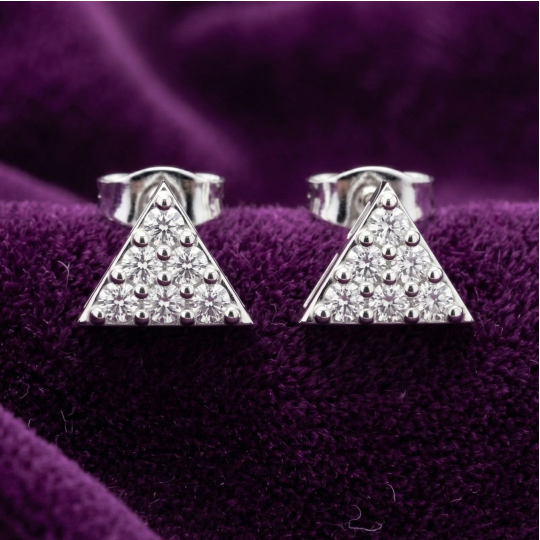 The Polaris Compass Studs