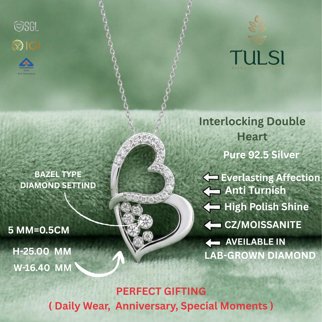 Niva Love Crest Pendant