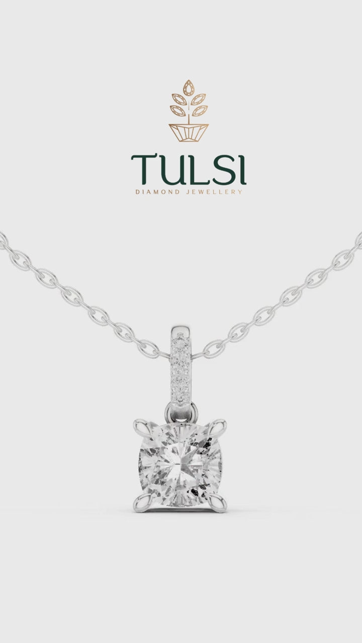 Star Aurielle Solitaire Diamond Pendant
