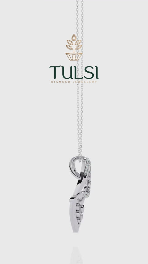 Niva Love Crest Pendant