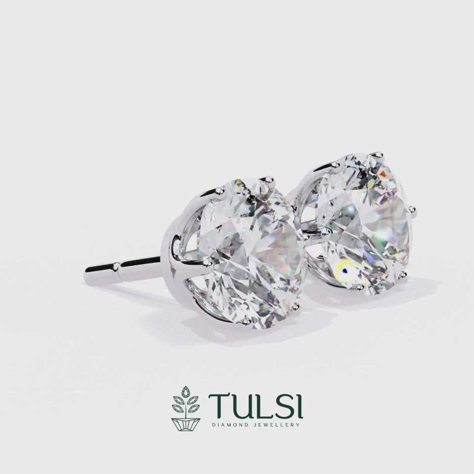 The Grand Mirage Solitaire Studs
