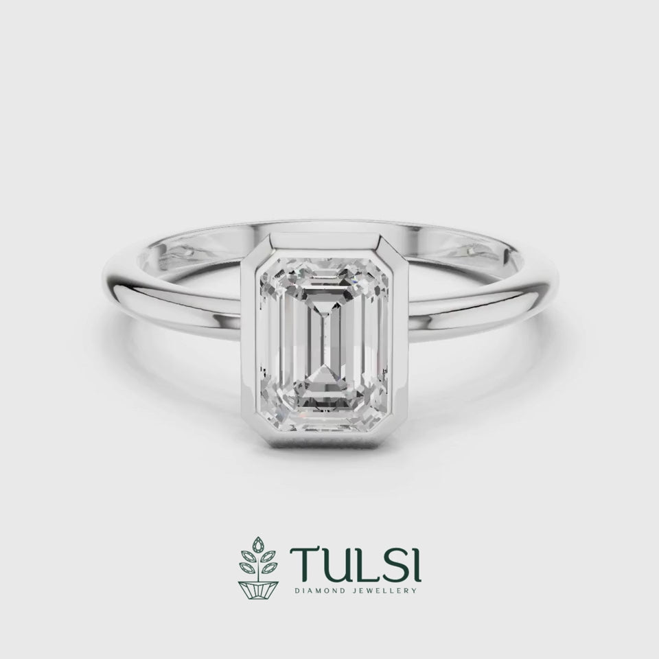 Royal Horizon Diamond Bezel Ring