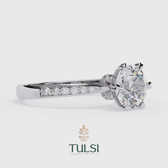 The Heart-Prong Pave Solitaire
